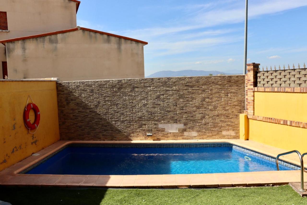 El Hogar De Pepe Villa El Casar de Escalona ภายนอก รูปภาพ